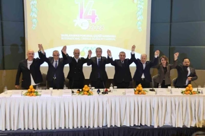 Portakal &Ccedil;i&ccedil;eği Karnavalı&rsquo;nda stantlar 3 g&uuml;n daha a&ccedil;ık kalacak
