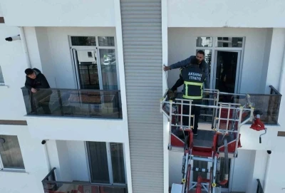 Prizde unutulan şarj aleti yangın &ccedil;ıkardı: 16 kişi hastanelik oldu
