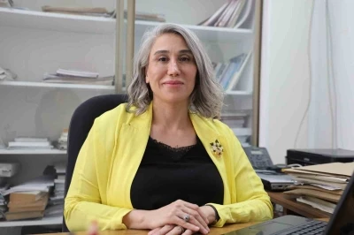 Prof. Dr. Canbay uyardı: &quot;Elektrikli araçlarda çıkan yangın söndürülse dahi birkaç gün sonra tekrardan alevlenebilir&quot;
