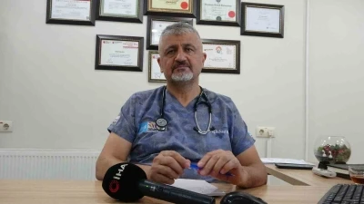 Prof. Dr. Erdal Aktürk: &quot;Kovid aşıları kalp krizi ve felç riskini azaltıyor&quot;
