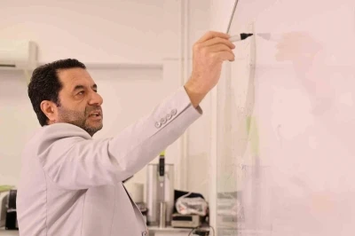 Prof. Dr. Fahrettin Yakupanoğlu; &quot;Bilim makalede kalmamalı, ürüne dönüşmeli&quot;
