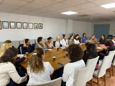 Prof. Dr. Feyza Umay Ko&ccedil;: "Anne s&uuml;t&uuml; bebeğin en g&uuml;&ccedil;l&uuml; bağışıklık kalkanıdır"
