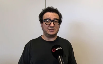 Prof. Dr. Oytun Erbaş: "Sokaktaki t&uuml;m k&ouml;pekler toplatılmalı, tedavi edilmeli"

