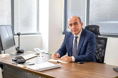 Prof. Dr. Raşit Turan: "G&uuml;neş panelleri doğayı kirletiyor" iddiaları ger&ccedil;eği yansıtmıyor"

