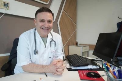 Profes&ouml;r a&ccedil;ıkladı: "Covid-19 aşıları temiz &ccedil;ıktı"
