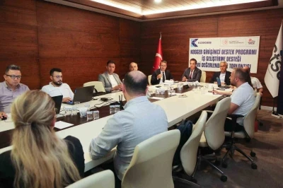 Projeler sunuldu, jüri üyeleri değerlendirdi
