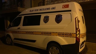 Psikolojik tedavi g&ouml;ren baba, emniyet amiri oğlunun silahıyla kendini vurdu
