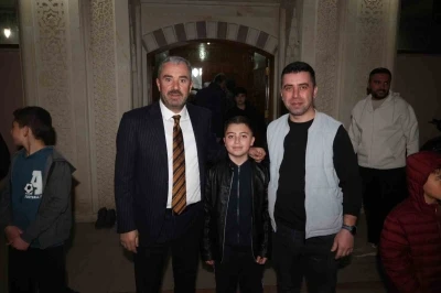 Pursaklar Belediyesi&rsquo;nden Kadir Gecesi&rsquo;nde g&ouml;n&uuml;lleri ısıtan s&uuml;rpriz
