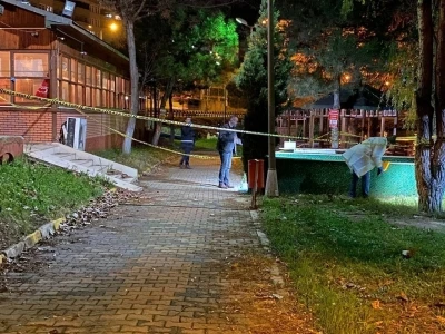 "Aldatma" iddiası ile eşini &ouml;ld&uuml;rm&uuml;şt&uuml;: "Protokol imzalamalarını beklerken cinayet yaşandı"
