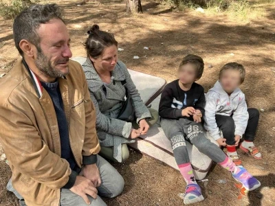 &quot;Ben çalışan bir insanım, ev sahibimin iki parça eşyası kayboldu diye hırsız muamelesi görüp dışarı atıldık&quot;
