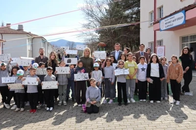 "Bir Hayalin Olsun Projesi" ile &ouml;ğrenciler hayallerini seramiklere yansıttı
