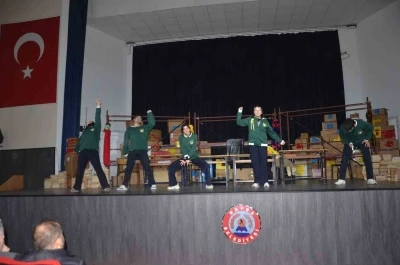 &quot;Bir Kooperatif Macerası&quot; Bafra’da sahnelendi
