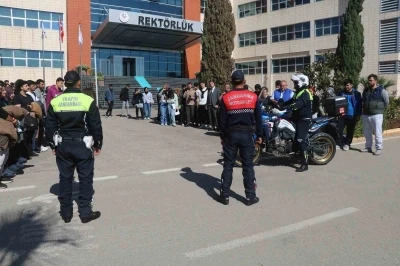 &quot;Bir Kural Bir Ömür &quot; projesi ile motosiklet güvenliği anlatıldı
