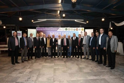 &quot;Bozkırın Tezenesi&quot; ölümün 13. yılında türkülerle anıldı
