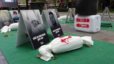 &quot;Gazze’ye Açılan Kapı Küçükkefenler Sergisi&quot;nde Gazze’nin dramı gözler önüne serildi
