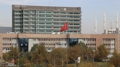 "G&uuml;r&uuml;lt&uuml;" gerek&ccedil;esiyle &ouml;ld&uuml;r&uuml;len 10 yaşındaki Emir Baki Bayındır cinayetinde ağırlaştırılmış m&uuml;ebbet
