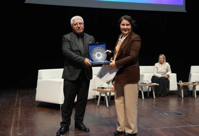 "Kadın Liderliği ve Anadolu&rsquo;nun Geleceği" Uşak &Uuml;niversitesi&rsquo;nde ele alındı
