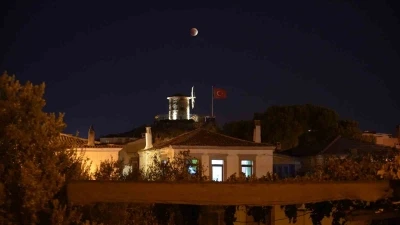 &quot;Kanlı Ay&quot; Ayvalık’tan görüntülendi
