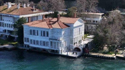 "Kurtlar Vadisi" ile hafızalara kazınan yalı satışta
