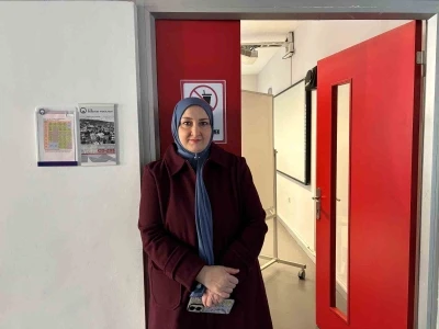 "Neden olmasın" dedi, 45 yaşında &uuml;niversite hayaline kavuştu
