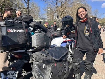 "Tek kadın tek motor 81 il T&uuml;rkiye" yolculuğu tamamlandı: "Hayalleriniz i&ccedil;in o ilk adımı atın"

