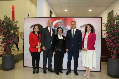 &quot;Vali Hanım&quot; belgeseli izleyiciyle buluştu
