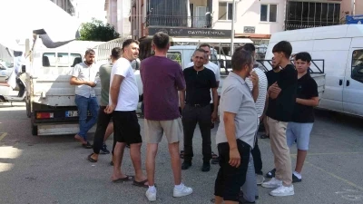 "Yerimiz daraldı" diyen pazarcı esnafı yeni pazar alanında tezgah a&ccedil;madı
