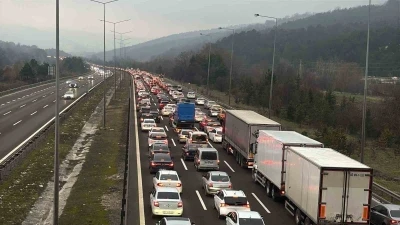Ramazan Bayramı&rsquo;nda Bolu&rsquo;dan 331 bin ara&ccedil; ge&ccedil;iş yaptı
