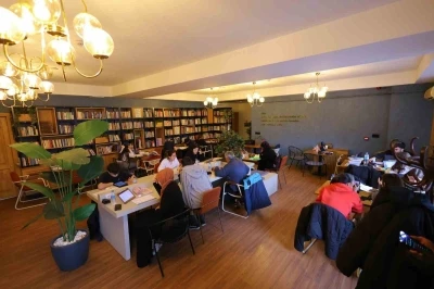 Rasathane Kitap Kafe&rsquo;ye ilgi artıyor
