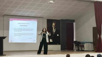 Rehber öğretmenlere afet ve acil durumlarda psikososyal destek hakkında eğitim verildi
