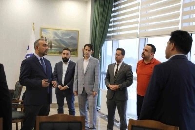 Rektör Akkaya, BARÜ’lü &quot;Dünyanın En Etkili Bilim İnsanları&quot; ile bir araya geldi
