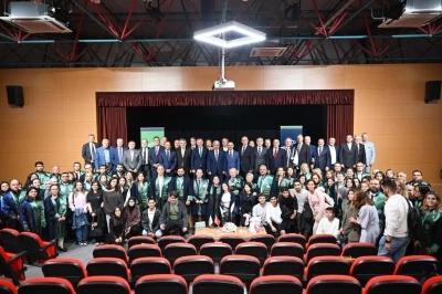 Rektör Elmas müjdeyi verdi: &quot;Türkiye’de ve dünyada örnek bir model olacak&quot;
