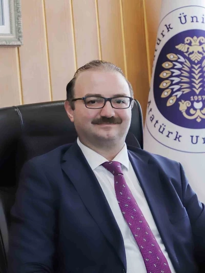 Rekt&ouml;r Hacım&uuml;ft&uuml;oğlu&rsquo;ndan Ramazan Ayı kutlama mesajı
