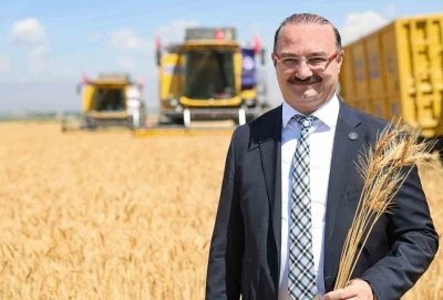 Rektör Hacımüftüoğlu: &quot;Tarım, geleceğe umut ekmektir&quot;
