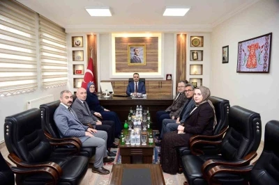 Rekt&ouml;r Kibar Sarıg&ouml;l&rsquo;de temaslarda bulundu
