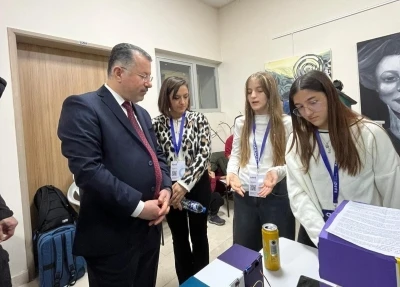 Rektör Kırışık, BARÜ 8. Uluslararası Ar-Ge Proje Pazarı etkinliğine katıldı
