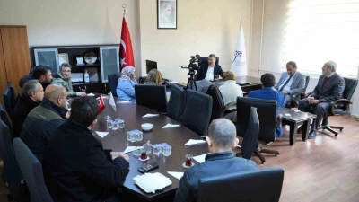 Rekt&ouml;r Kırışık, Eflani MYO Akademik Kurulu&rsquo;na katıldı
