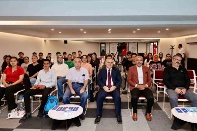 Rekt&ouml;r Prof. Dr. Altun, Marifet Mektebi &ouml;ğrencileri ile bir araya geldi
