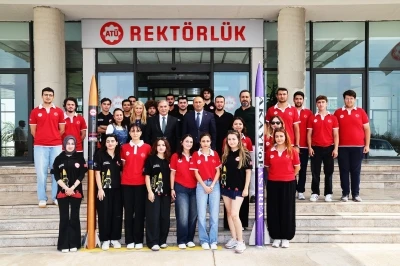 Rektör Sözen, Teknofest finalistlerini kabul etti
