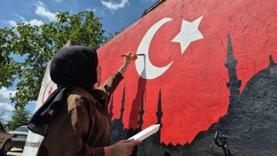 Resim öğretmeninin fırçasıyla mahallenin adı değişti