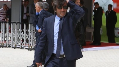 Rıdvan Dilmen'den 'Galatasaray' çağrısı: El atılması gerekir