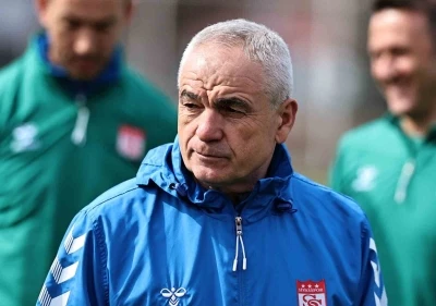 Rıza &Ccedil;alımbay&rsquo;ın annesi vefat etti
