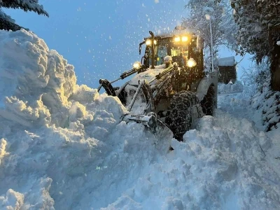 Rize&rsquo;de 63 k&ouml;ye kar nedeniyle ulaşım sağlanamıyor
