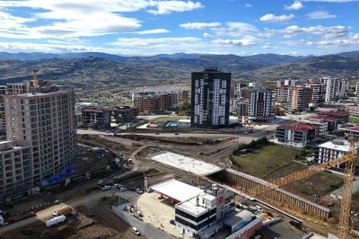 RTE Bulvarı’nda 3. şeridin inşası başladı
