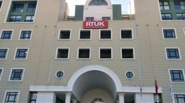 RT&Uuml;K &Uuml;yesi Taş&ccedil;ı'ya 'Kızıl Goncalar' cevabı