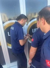 Ruhsatsız güzellik merkezi ve masaj salonu mühürlendi