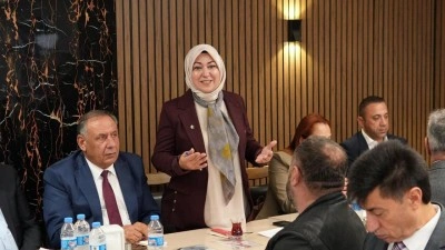 Rukiye Toy İstanbul’da STK temsilcileriyle bir araya geldi