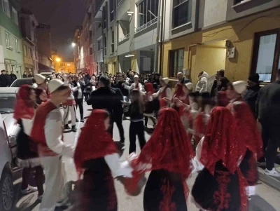 Rumeli geleneği Bursa&rsquo;da sahura renk kattı
