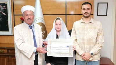 Rus gelin Kırşehir&rsquo;de m&uuml;sl&uuml;man oldu
