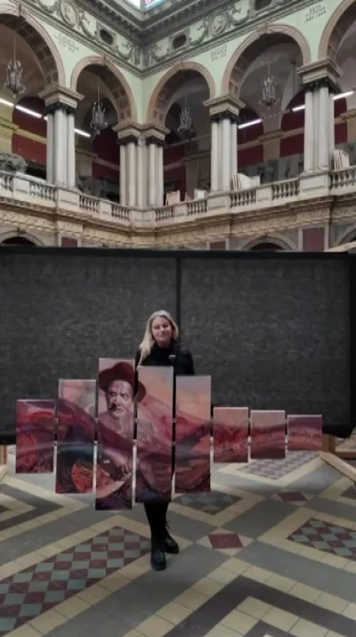 Rus ressam Kirillova&rsquo;nın "Aşık Veysel Portresi" Saint Petersburg&rsquo;da "Laureate" &ouml;d&uuml;l&uuml;ne layık g&ouml;r&uuml;ld&uuml;
